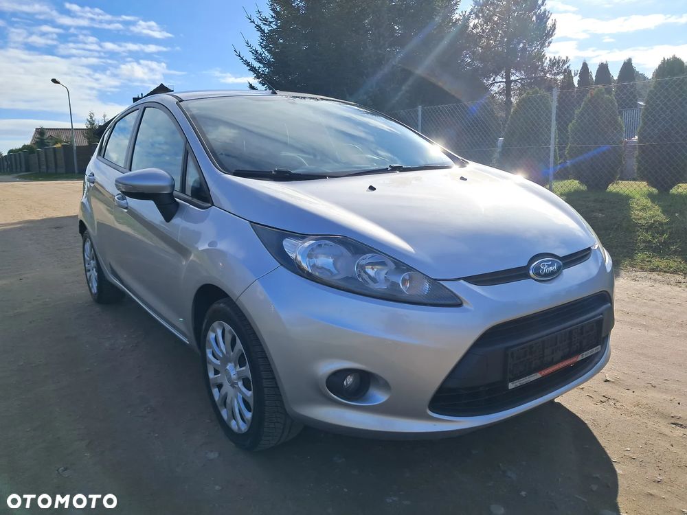 Ford Fiesta 1.25 Champions Edition - 10