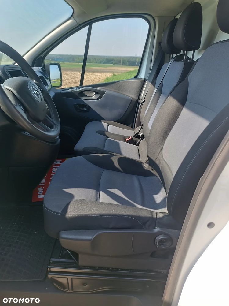 Opel Vivaro -B - 8