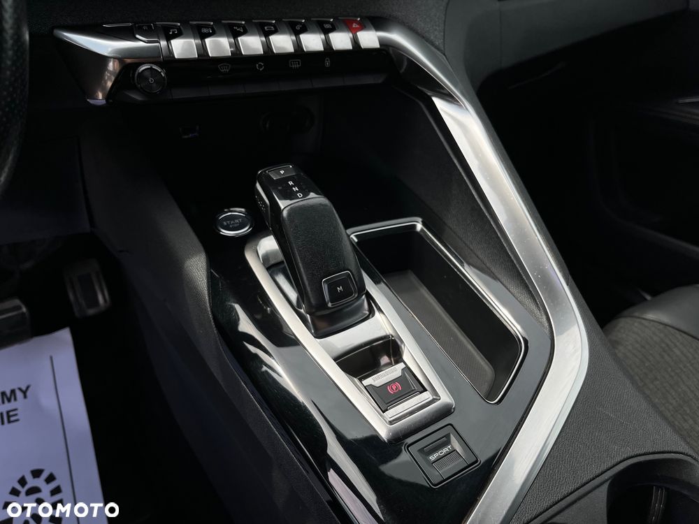 Peugeot 5008 - 12