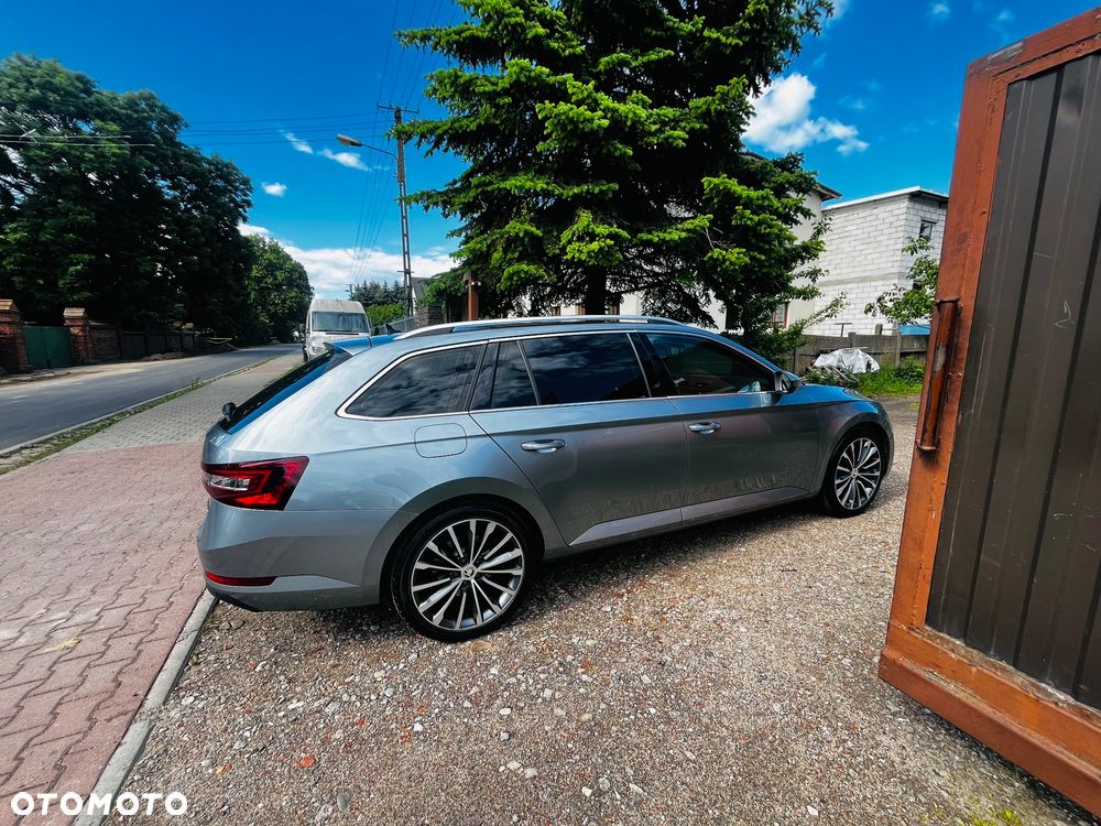 Skoda Superb 2.0 TDI 4x4 Style DSG - 3