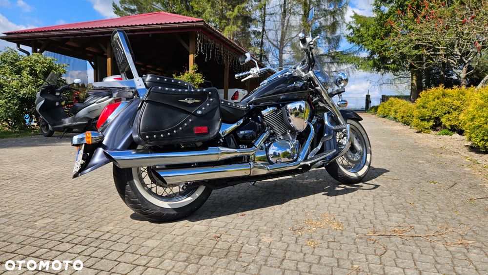 Suzuki VL 800 Volusia - Boulevard C50 - 12