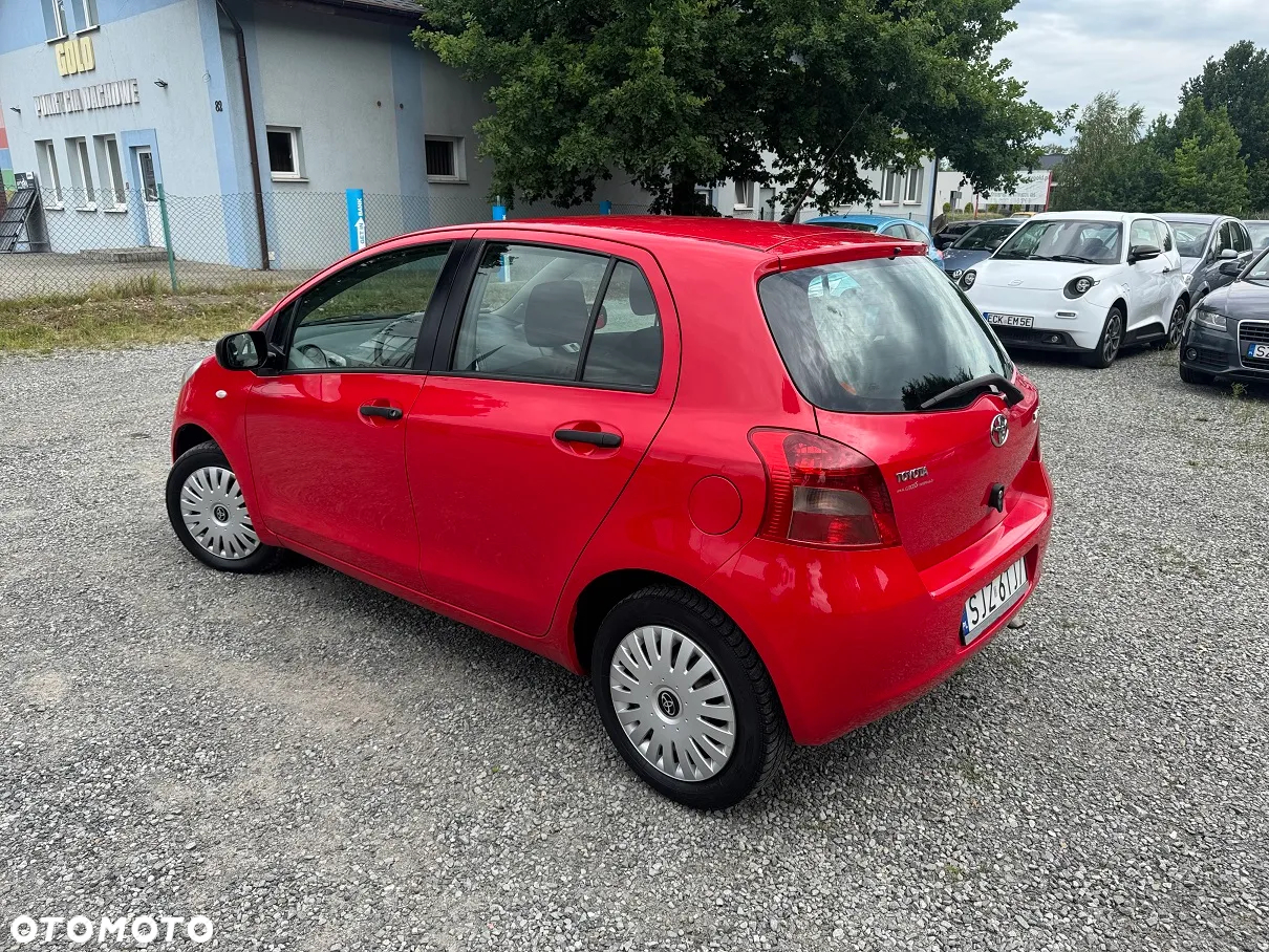 Toyota Yaris - 5