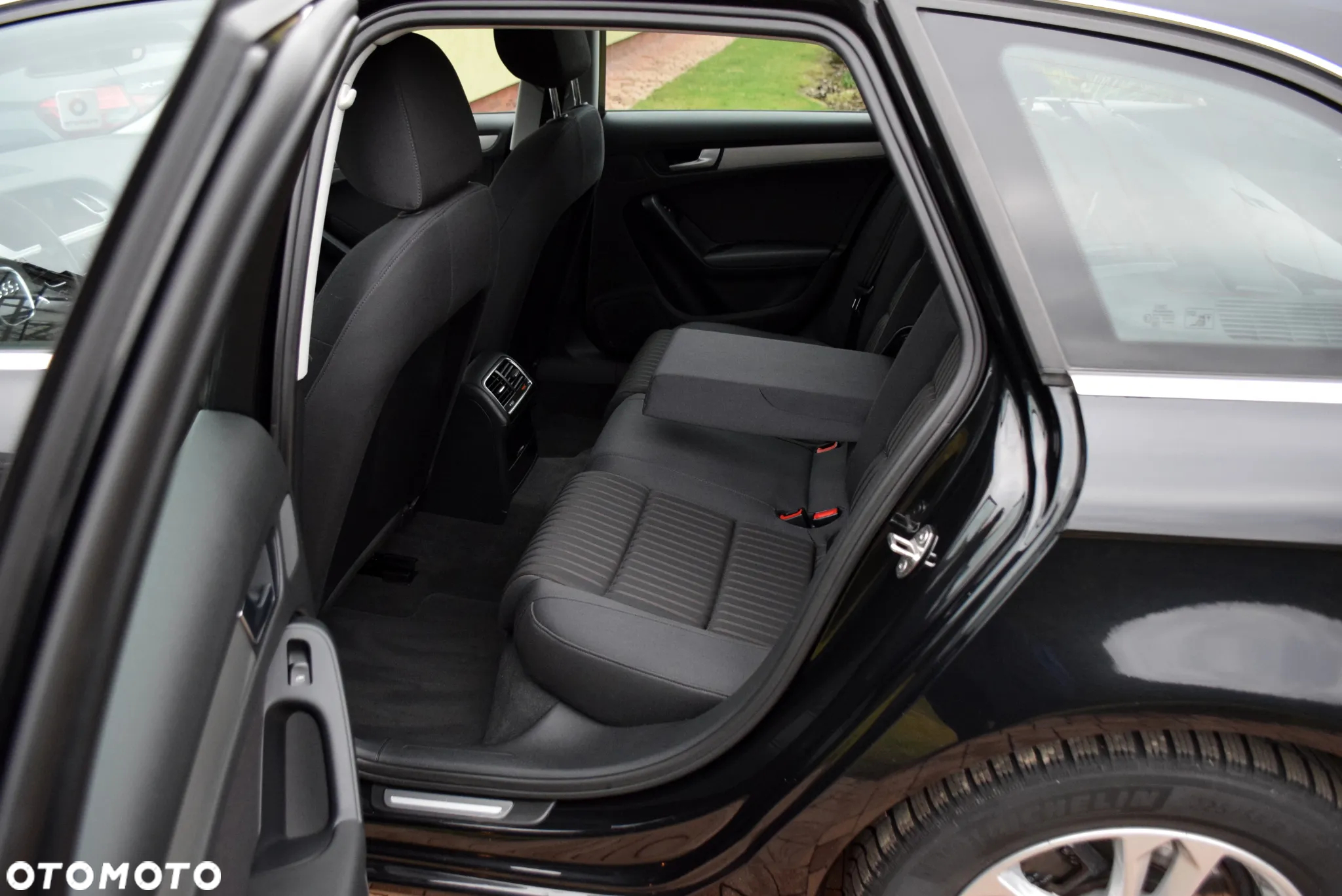Audi A4 Avant 1.8 TFSI Ambiente - 16