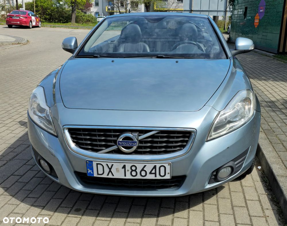 Volvo C70 D3 Momentum - 3