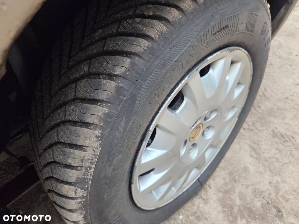 Chrysler Grand Voyager 2.8 CRD SE - 12