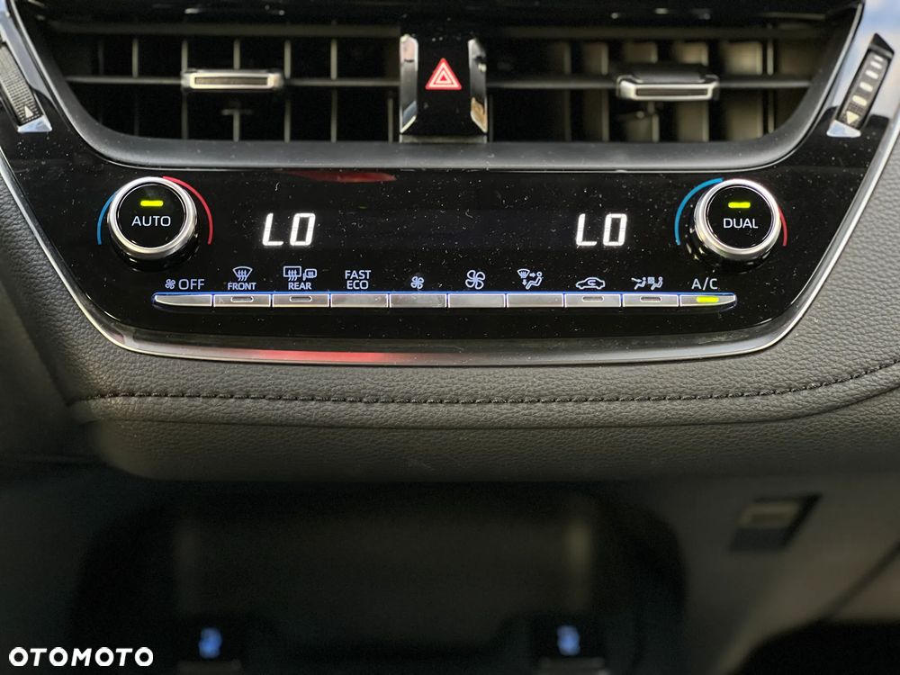 Toyota Corolla - 19