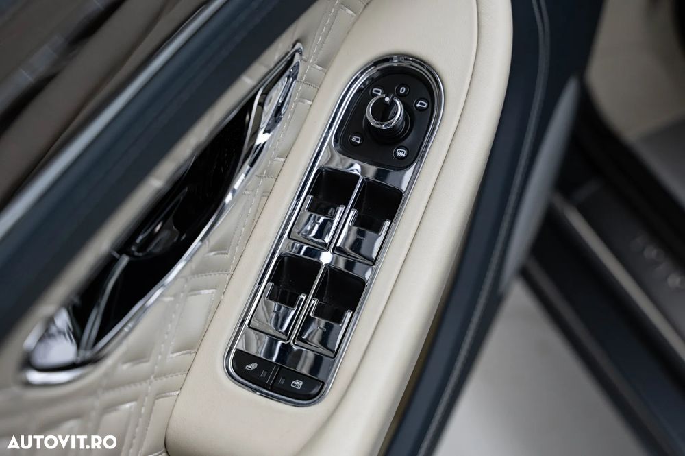 Bentley Continental V8 S - 17