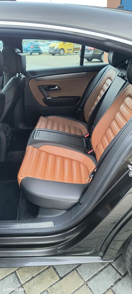 Volkswagen Passat CC 2.0 TDI BlueMotion Technology DSG Exclusive - 19