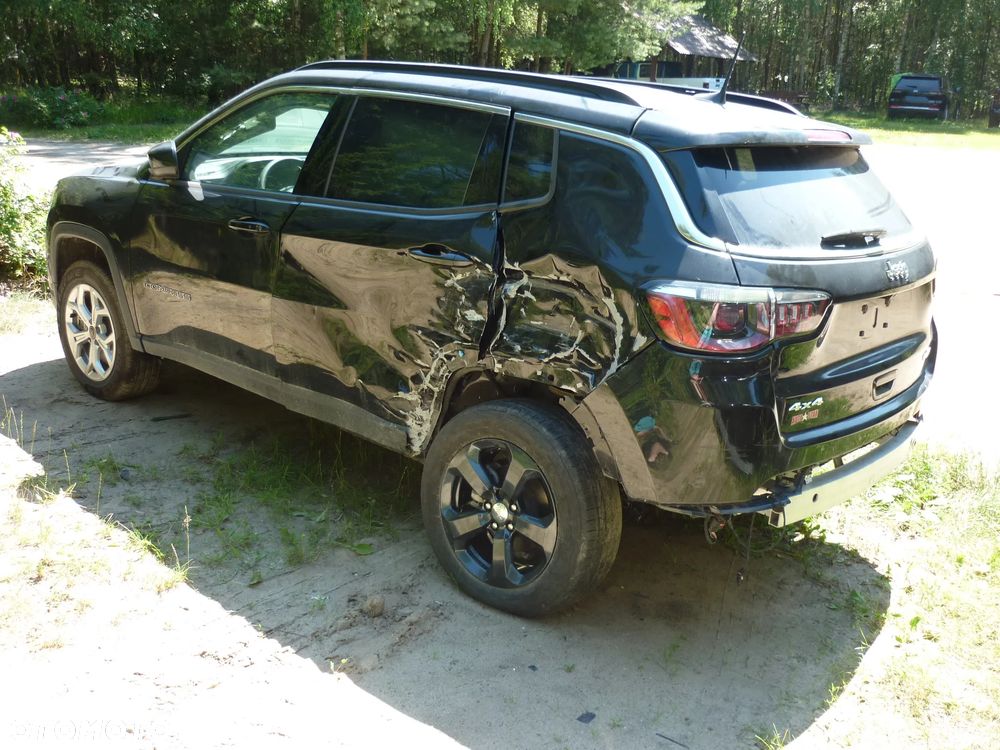 Jeep Compass - 4