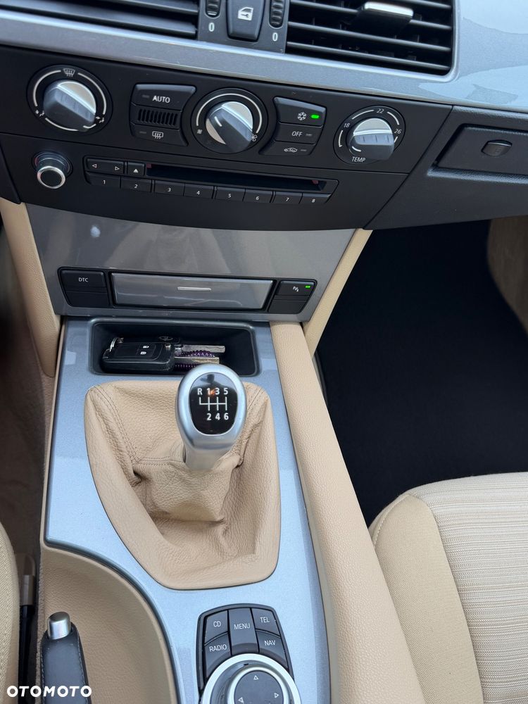 BMW Seria 5 520i Edition Exclusive - 11