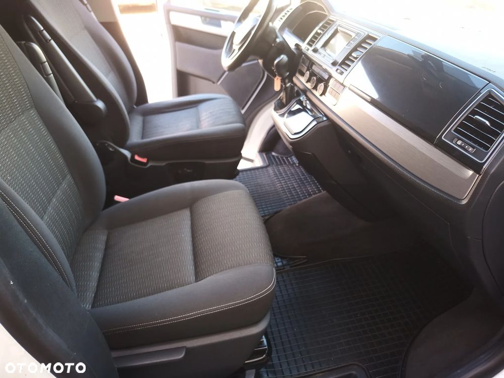 Volkswagen Multivan - 5