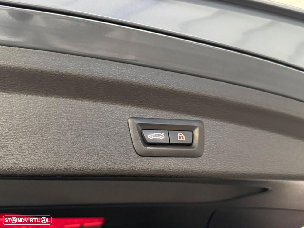 BMW X2 25 e xDrive Pack 50 anos M - 50