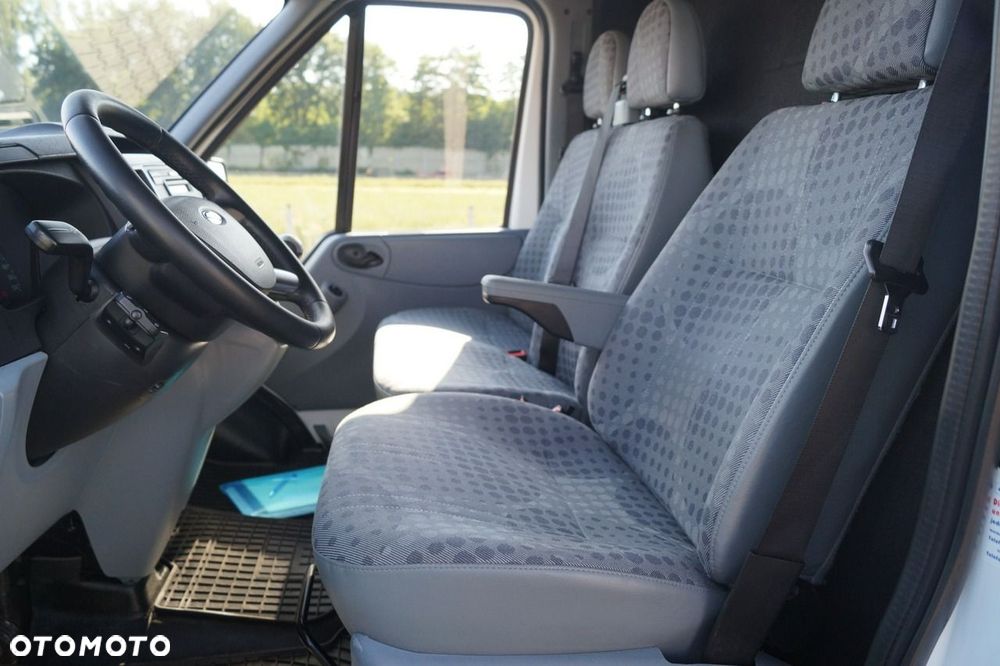 Ford Transit - 15