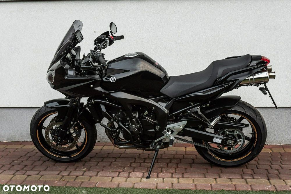 Yamaha FZ - 6