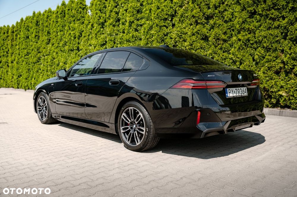 BMW Seria 5 - 10