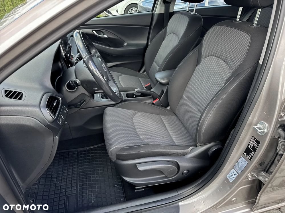 Hyundai i30 1.4 Comfort - 6