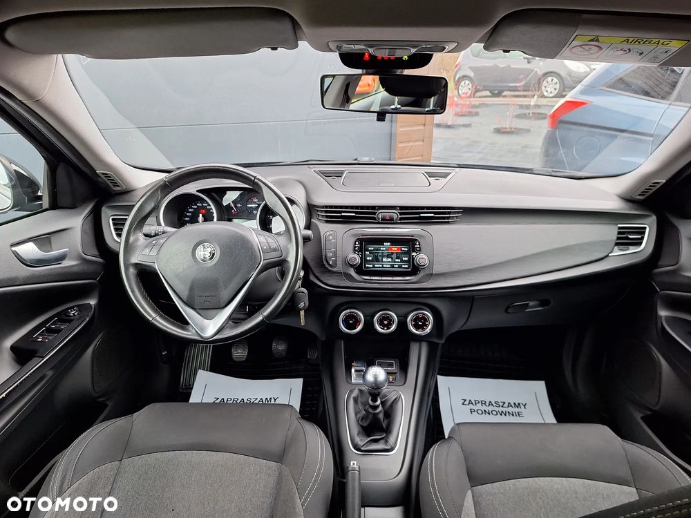 Alfa Romeo Giulietta - 8