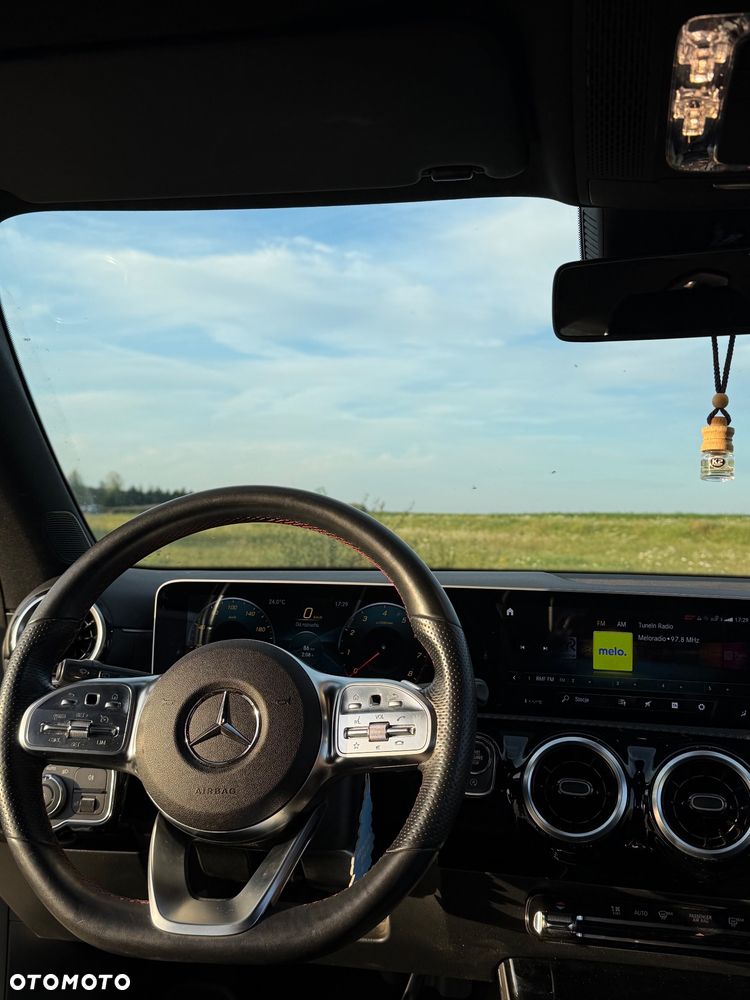 Mercedes-Benz CLA - 10
