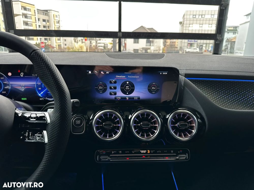 Mercedes-Benz EQA 250+ - 17