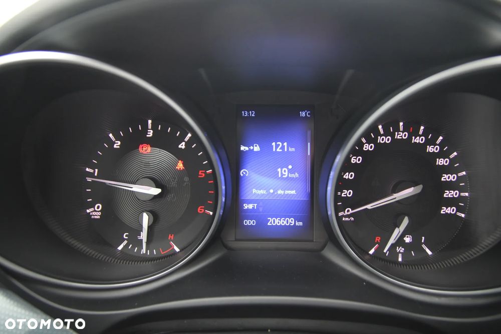 Toyota Avensis 2.0 D-4D Premium - 17