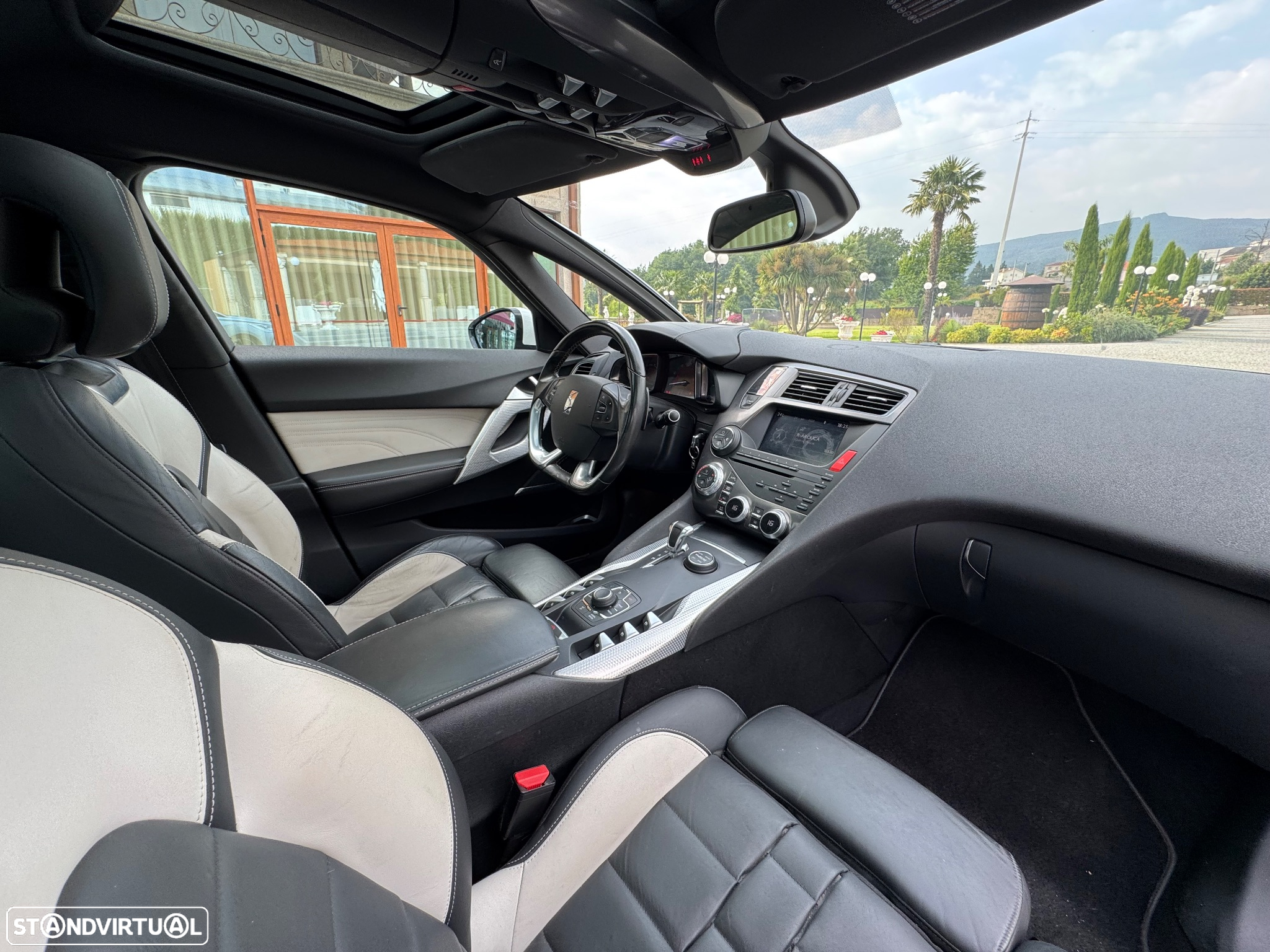 Citroën DS5 2.0 HDi Hybrid4 Sport Chic CMP6 - 31