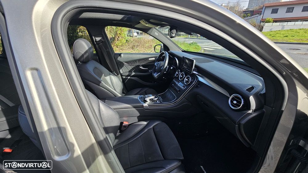 Mercedes-Benz GLC 250 d 4Matic 9G-TRONIC AMG Line - 11