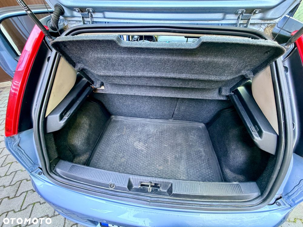 Fiat Punto 1.2 8V - 5