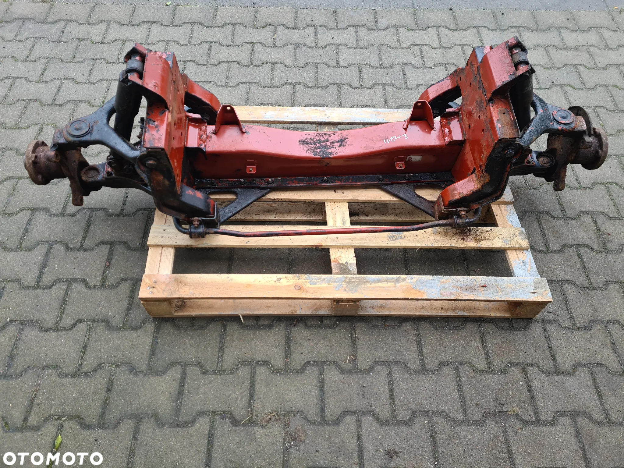 IVECO DAILY 3 99-06 sanki zawieszenie przód resor poprzeczny zwrotnice - 2