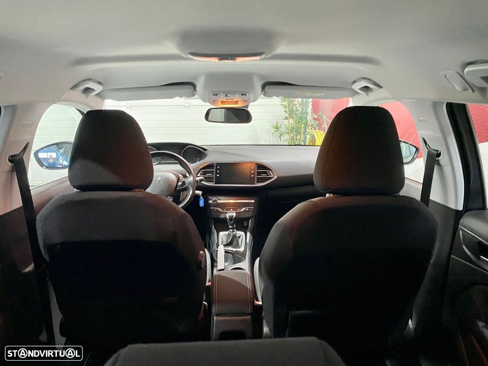 Peugeot 308 SW 1.5 BlueHDi Style - 34