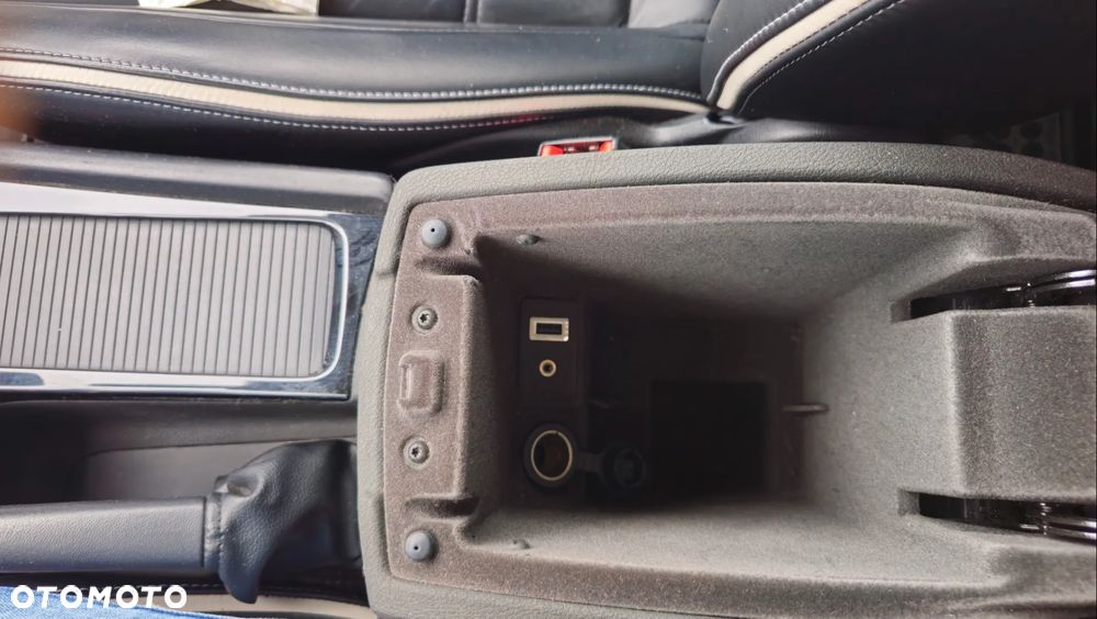 Ford Mondeo 2.0 TDCi Titanium - 19