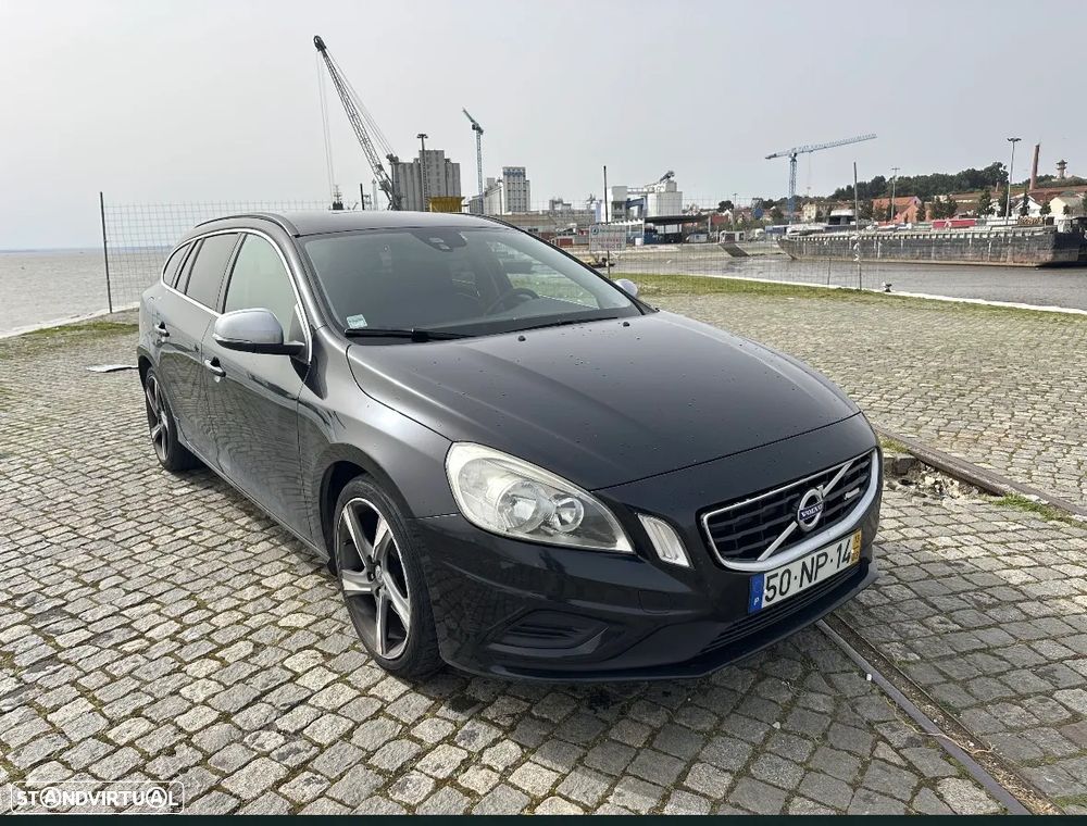 Volvo V60 1.6 D2 R-Design - 2