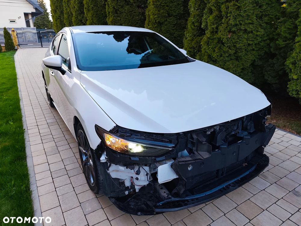 Mazda 3 e-SKYACTIV-G 122 M HYBRID EXCLUSIVE-LINE - 11