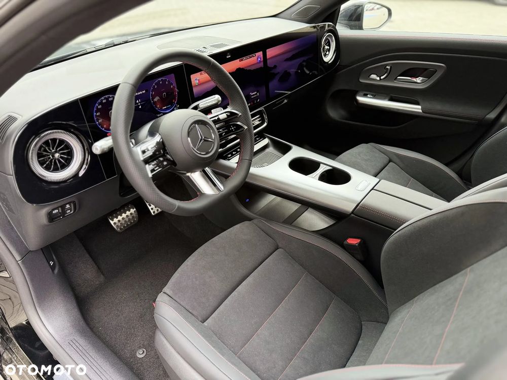 Mercedes-Benz CLA - 21
