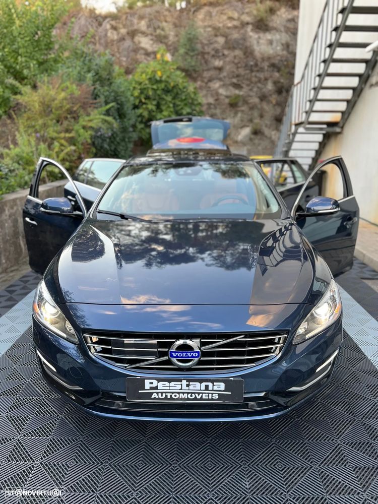 Volvo V60 D6 Twin Engine Geartronic Summum - 23