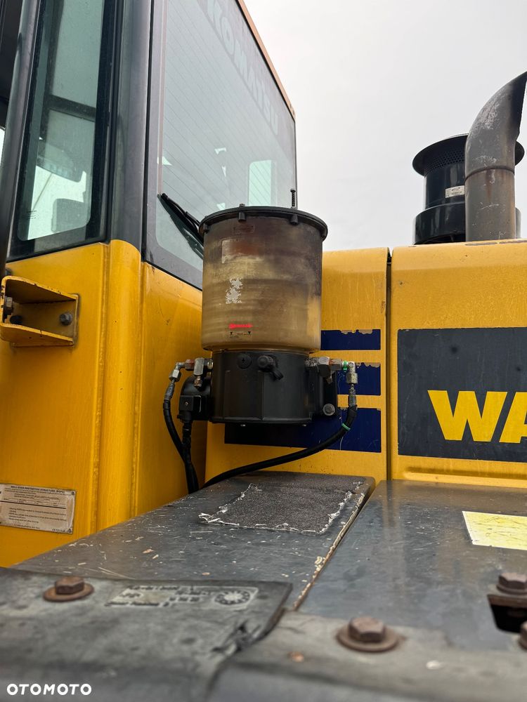Komatsu WA250-5H - 10