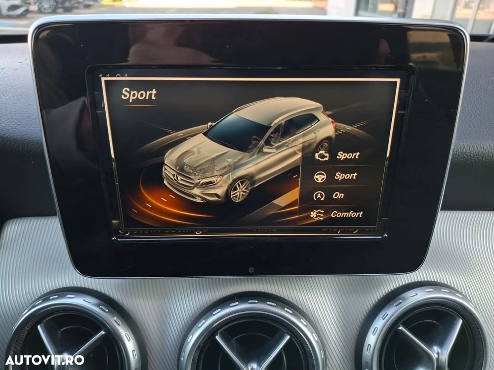 Mercedes-Benz GLA 220 d 4Matic 7G-DCT - 30