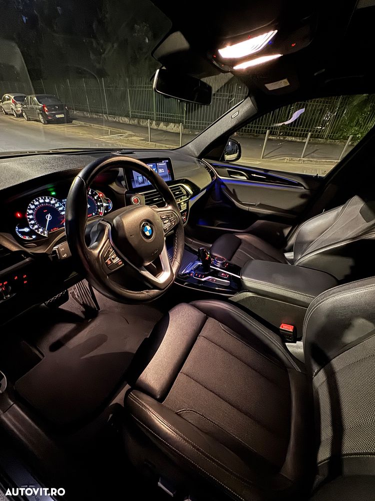 BMW X3 xDrive20i AT xLine - 18