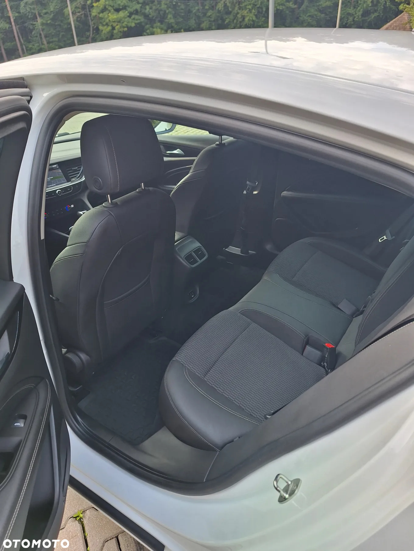 Opel Insignia 1.5 T Exclusive S&S - 8