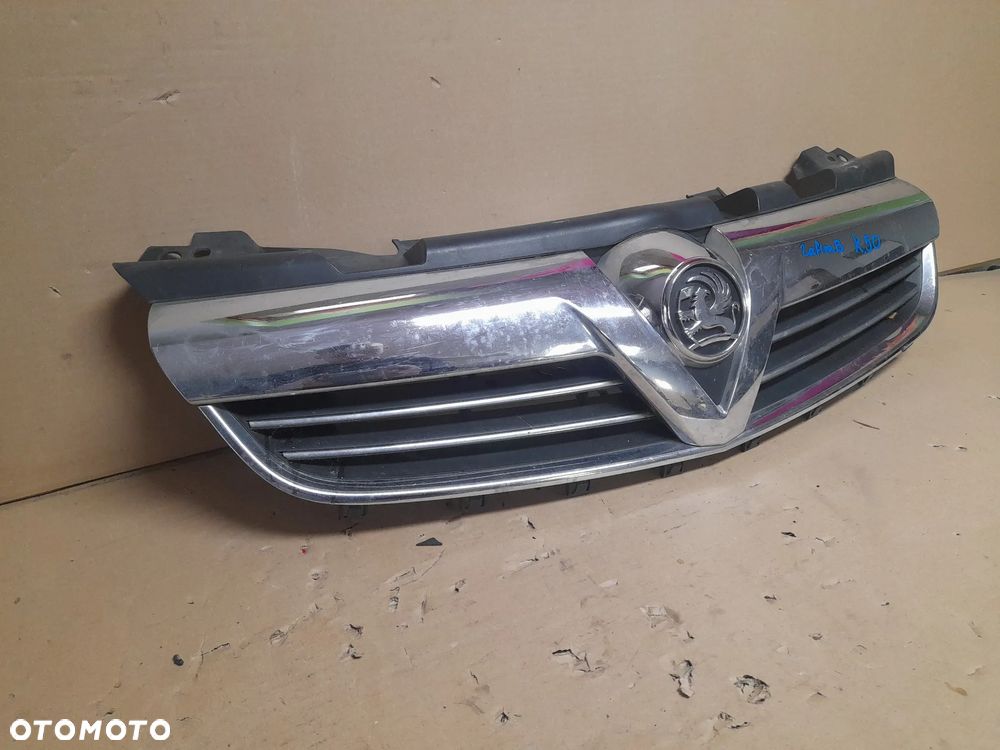 Grill atrapa Opel Zafira B II LIFT FL Vauxhall - 3