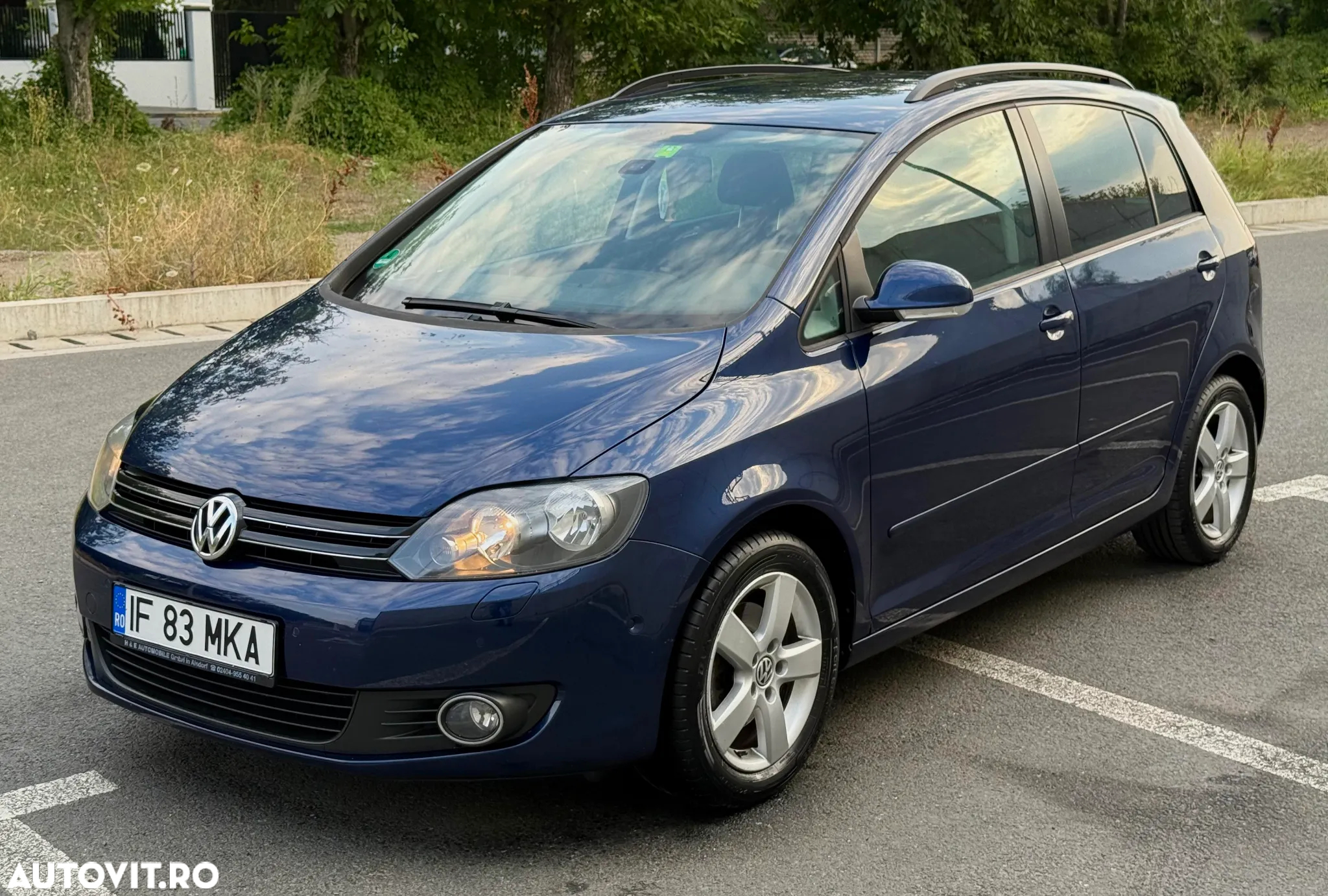 Volkswagen Golf Plus 1.6 TDI DPF DSG Comfortline - 2