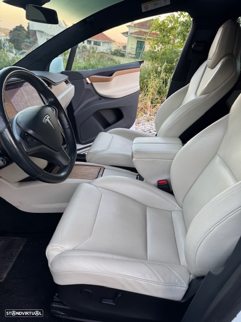 Tesla Model X Long Range - 7