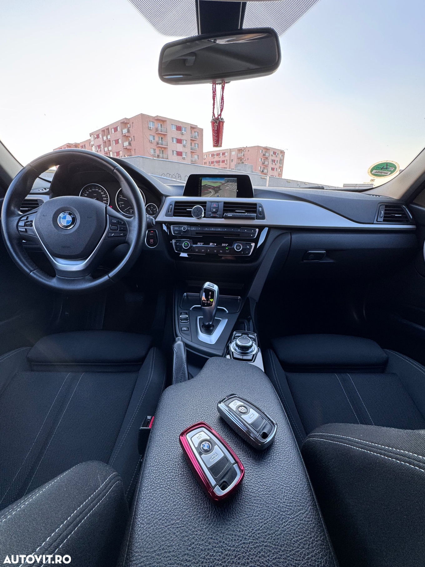 BMW Seria 3 318d Touring Aut. - 21