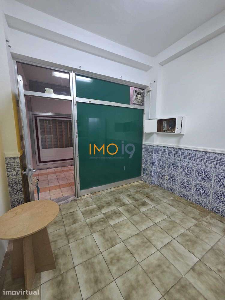 Loja para Arrendar no Centro de Fátima – Junto ao Mercado - Grande imagem: 4/5