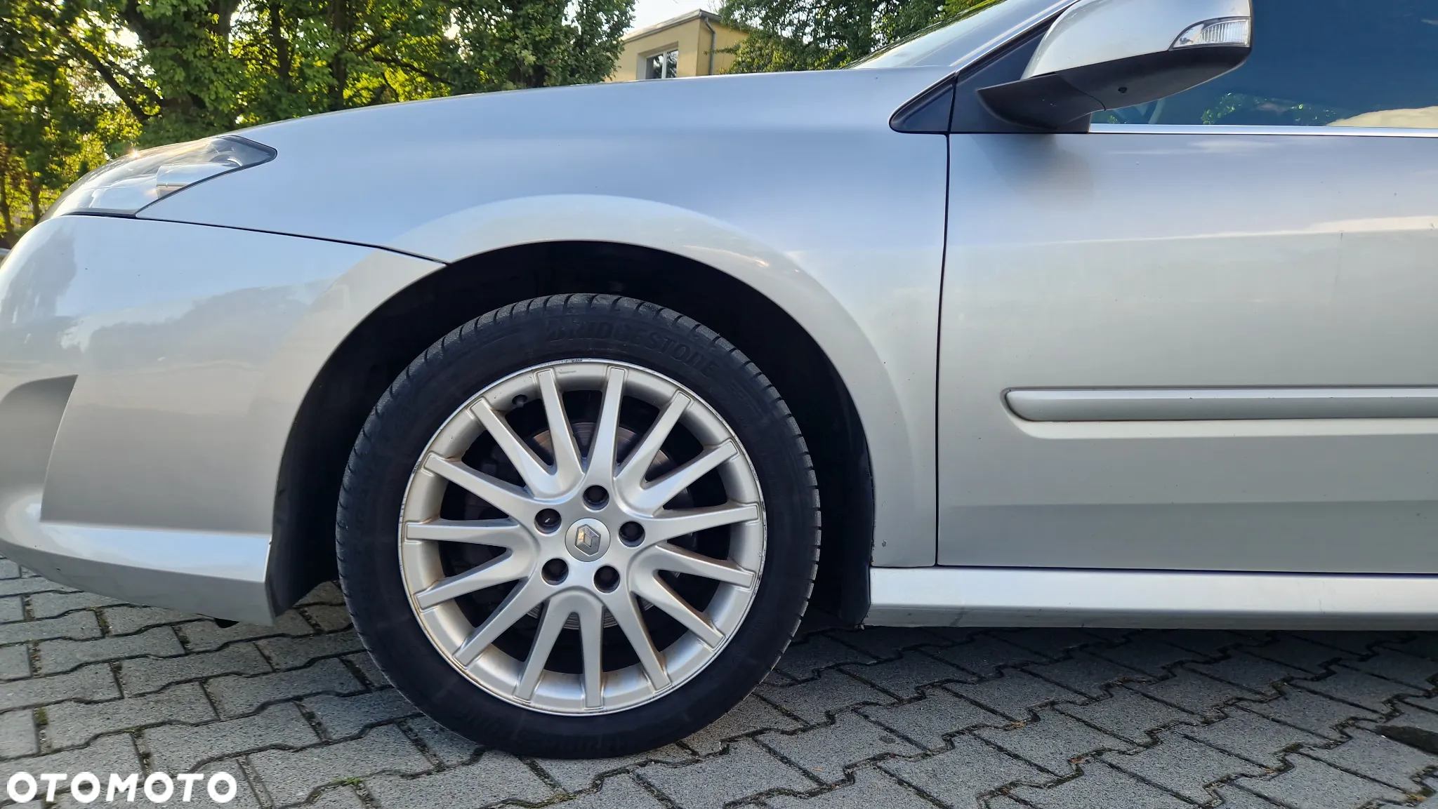Renault Laguna 2.0 DCi Dynamique - 4