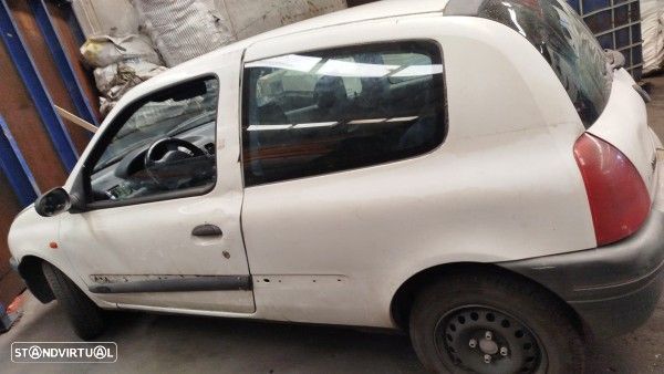 Para Peças Renault Clio Ii (Bb0/1/2_, Cb0/1/2_) - 2