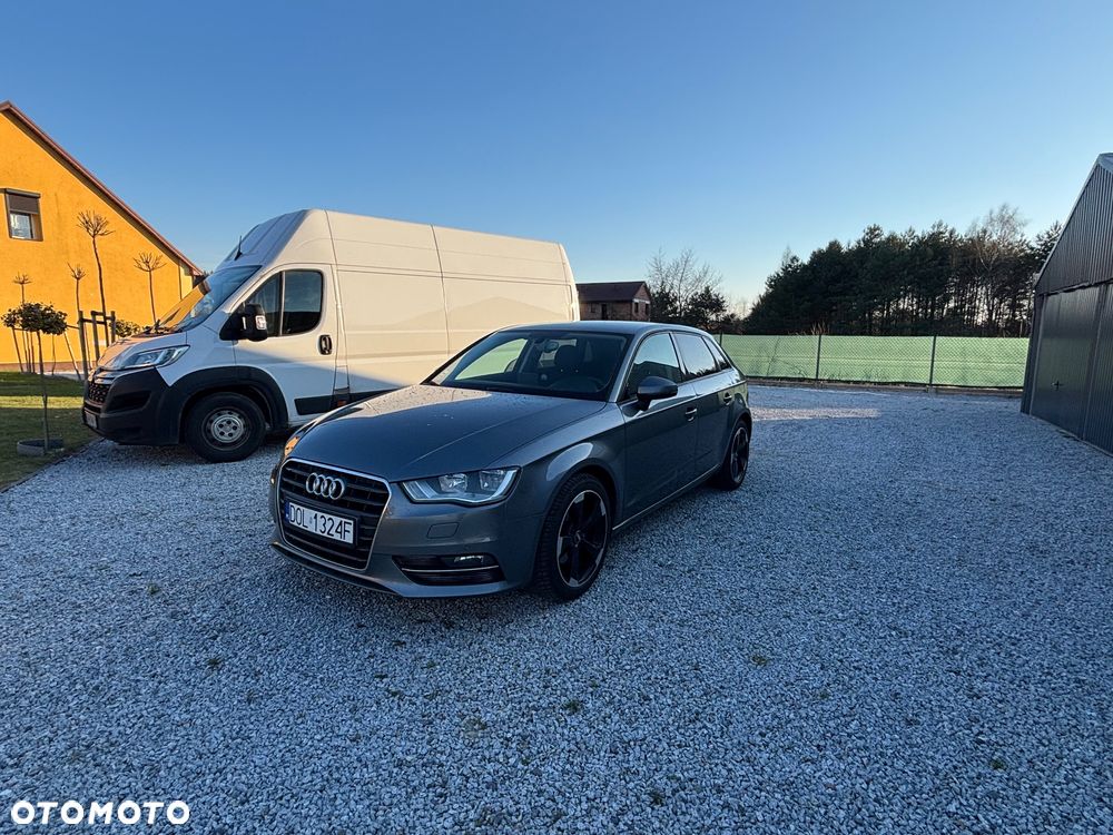 Audi A3 Sportback 2.0 TDI Ambiente - 1