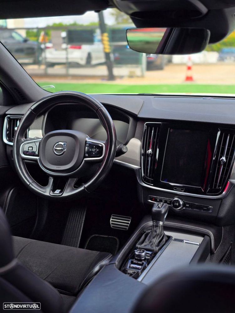 Volvo V90 2.0 D4 R-Design Geartronic - 16