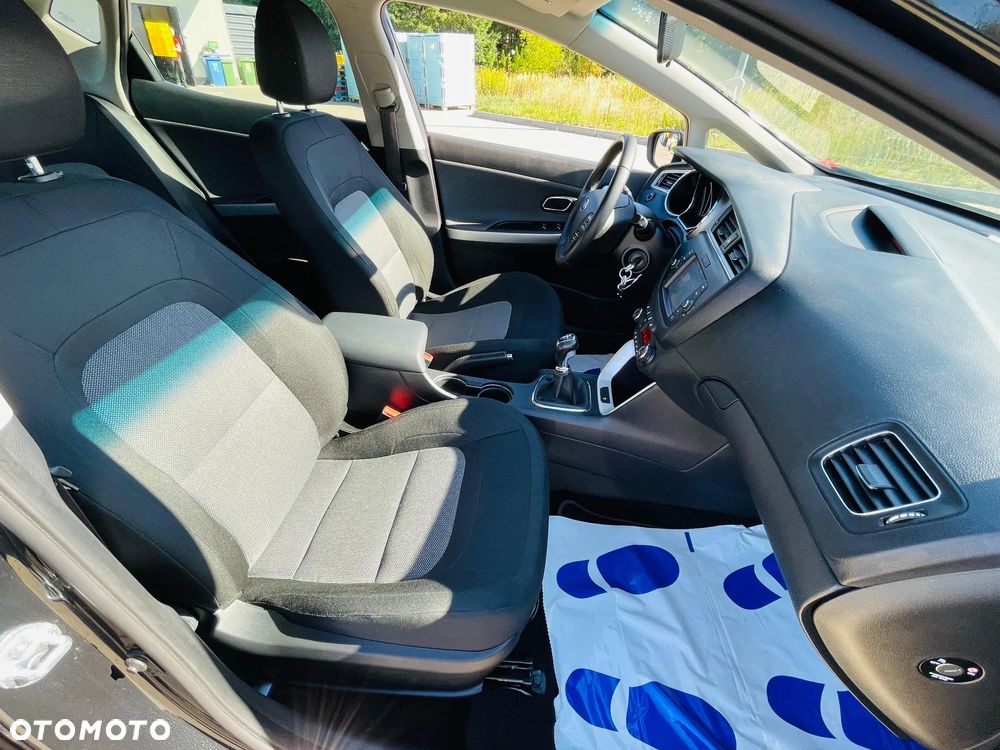 Kia Ceed 1.6 GDI ISG Spirit - 15