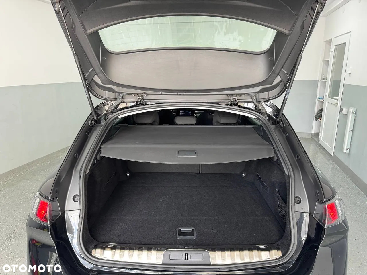 Peugeot 508 1.5 BlueHDi Active S&S EAT8 - 32