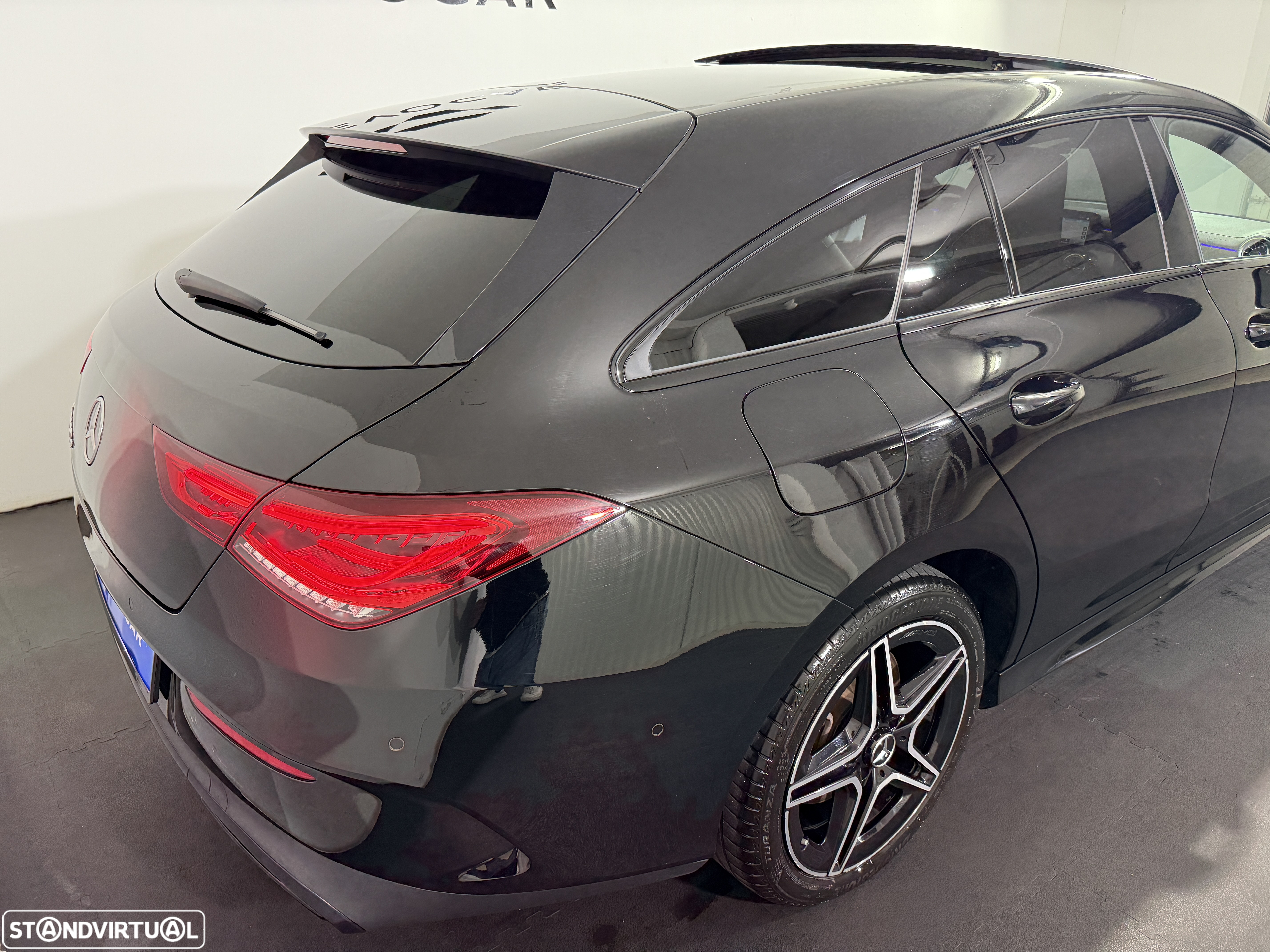 Mercedes-Benz CLA 250 e Shooting Brake AMG Line - 8